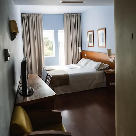 Nuria Hotel