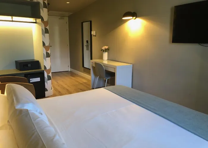 努里亚酒店 塔拉戈纳