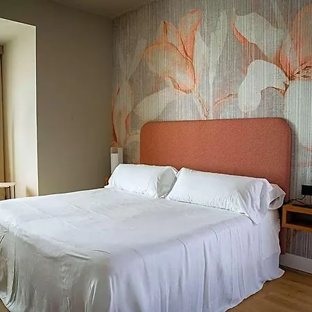 Hotel Nuria 3*