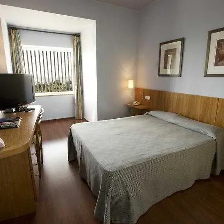 Hotel Nuria 3*